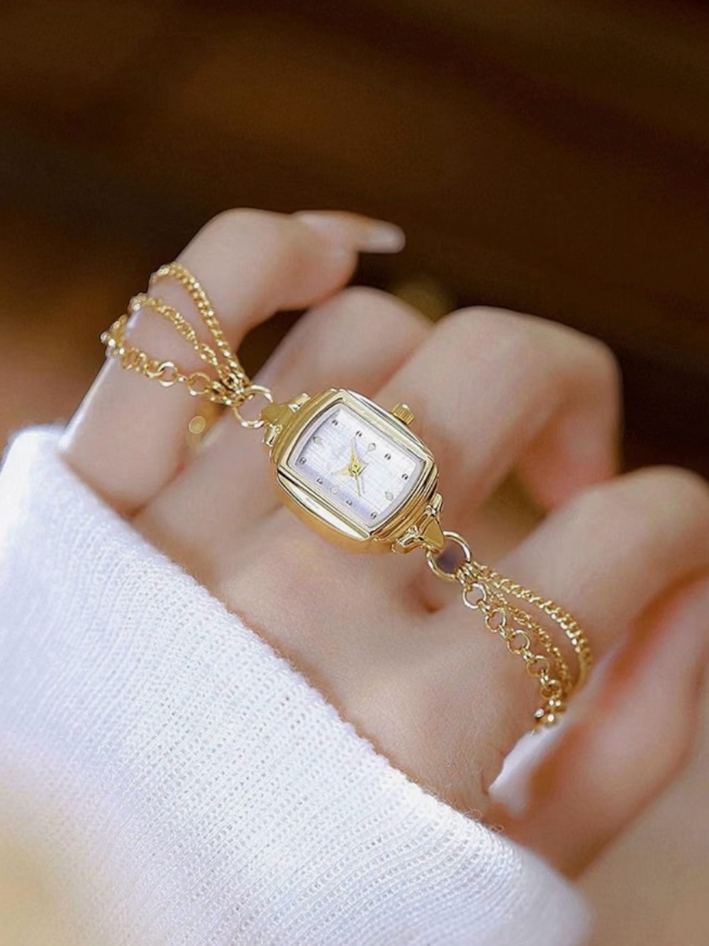 Gold-Tone Ladies Bracelet Watch - Elegant Chain Design